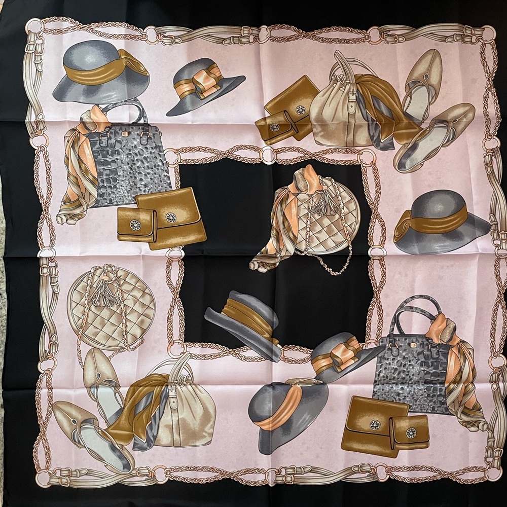Elegant Italian Fashion Print Silk Scarf - Picture 1 of 6